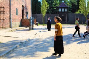 Read more about the article Auschwitz Memorial Visiting Guide